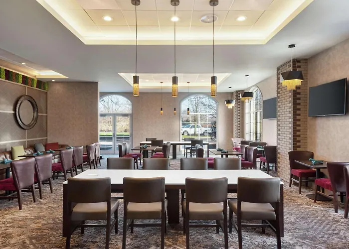 Embassy Suites By Hilton Cleveland Rockside