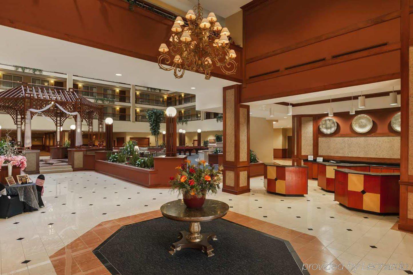 Embassy By Hilton Cleveland Rockside Hotel