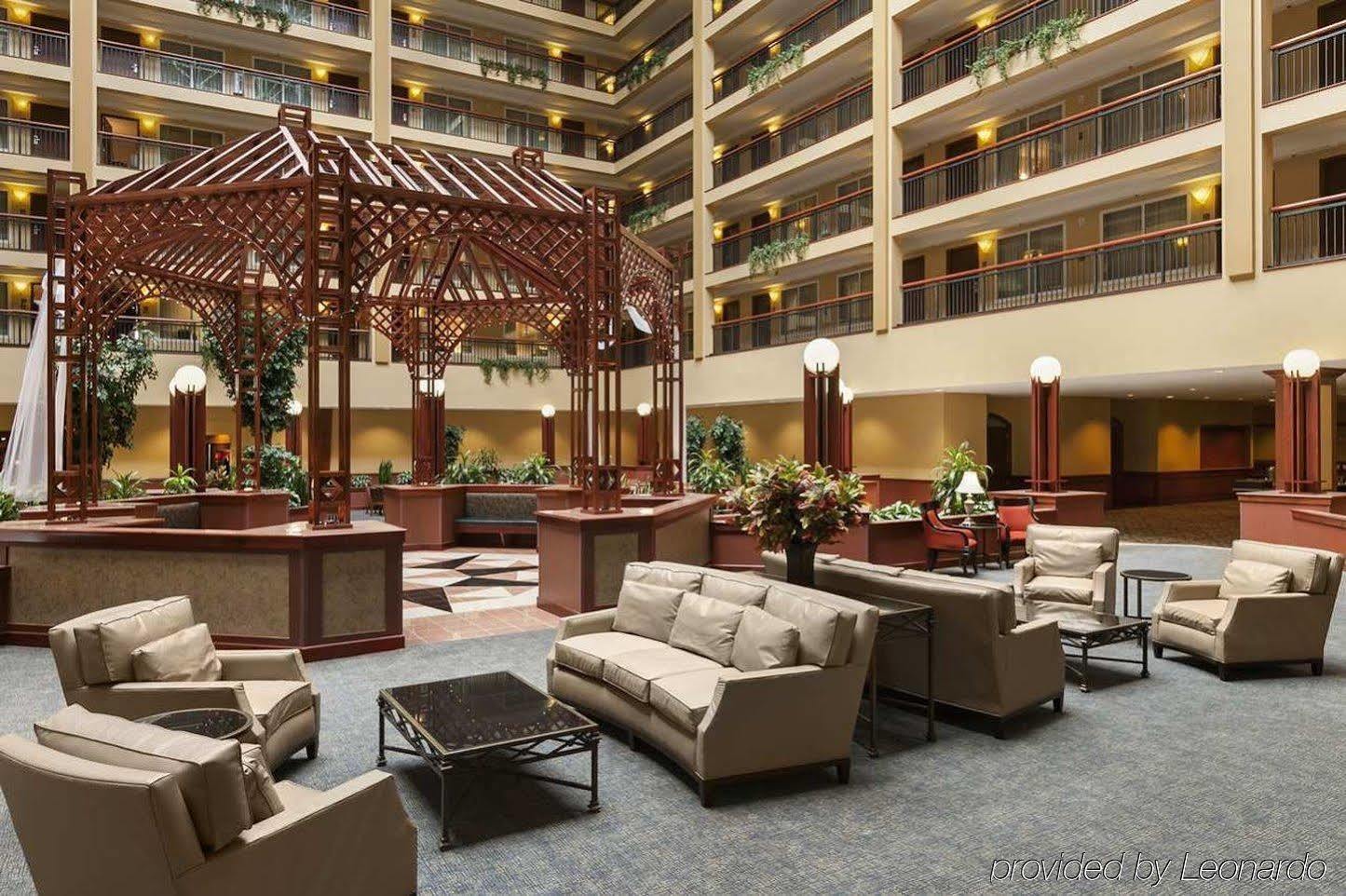 Embassy By Hilton Cleveland Rockside 3* Independence