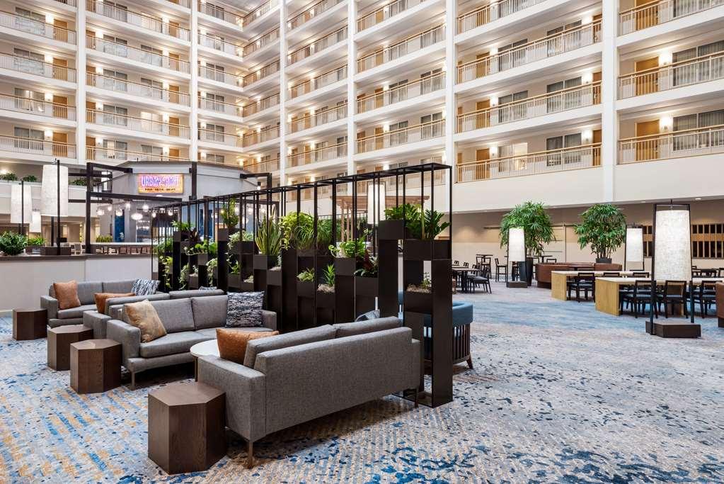 Hotel Embassy By Hilton Cleveland Rockside