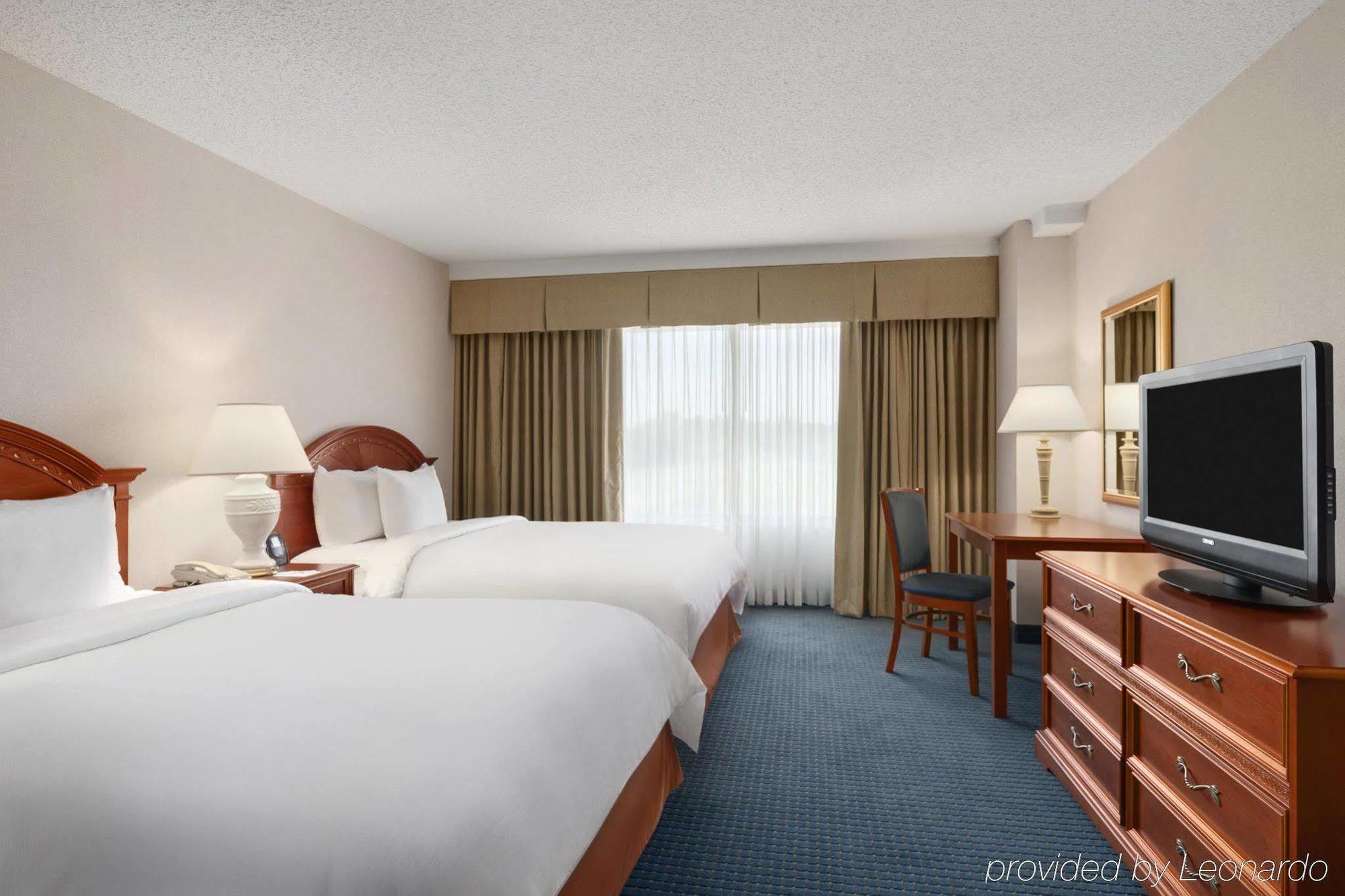 Embassy By Hilton Cleveland Rockside 3*