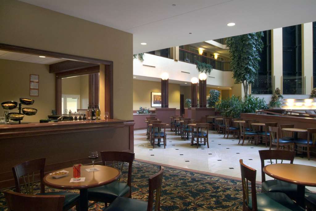 Embassy By Hilton Cleveland Rockside 3* Independence